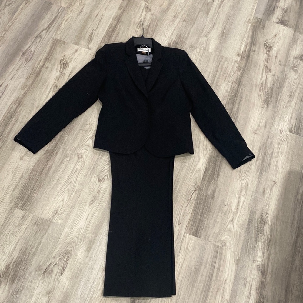 EUC Calvin Klein Pant Suit